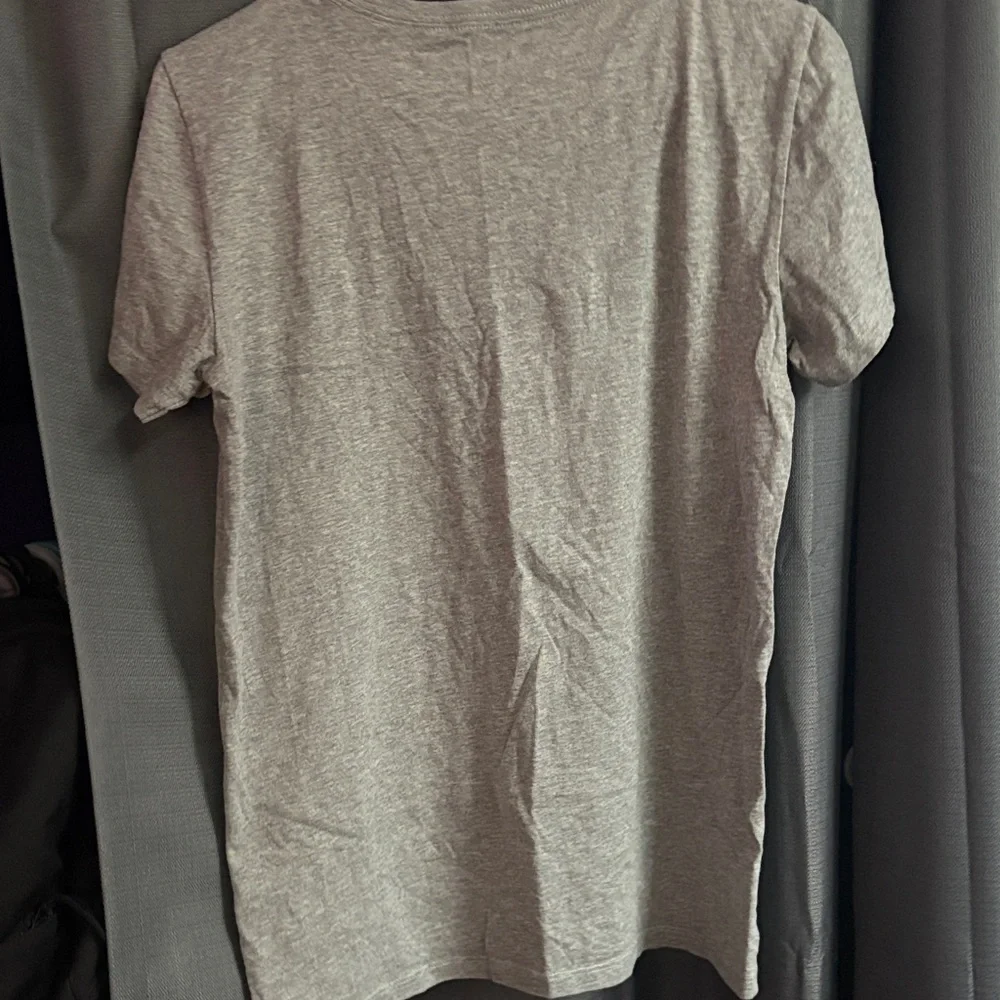 Life Is Good Gray Chicken Graphic Tee - Picture 5 of 5